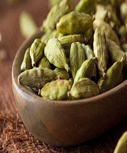 GREEN CARDAMOM 